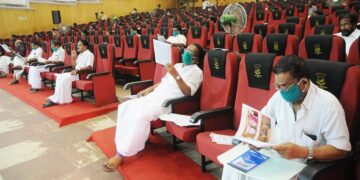 ചിത്രം: ഏം ആര്‍ ദിനേശ്കുമാര്‍