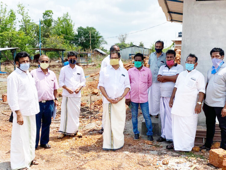 ഓണ്‍ലൈന്‍ ജനകീയ കൂട്ടായ്മ അംഗങ്ങള്‍ സായി ഹോസ്പിറ്റല്‍ നിര്‍മ്മാണ സ്ഥലം സന്ദര്‍ശിക്കുന്നു