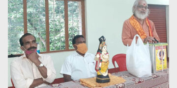 സമിതി സംസ്ഥാന സെക്രട്ടറി സ്വാമി അയ്യപ്പദാസ് മുഖ്യ പ്രഭാഷണം നടത്തുന്നു