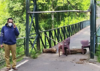 പൊന്‍മുടി തൂക്കുപാലം അടച്ച നിലയില്‍