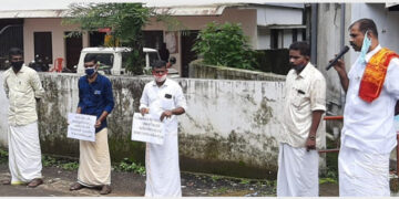 സമരം ബിജെപി സംസ്ഥാന സമിതിയംഗം ബിനു കൈമള്‍ ഉദ്ഘാടനം ചെയ്യുന്നു