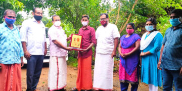 സിബിഎസ്ഇ പരീക്ഷയില്‍ ഉന്നത വിജയം നേടിയ എം.വിനായകനെ ബിജെപി ആദരിക്കുന്നു