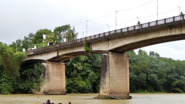 കുന്നത്തൂര്‍ പാലം