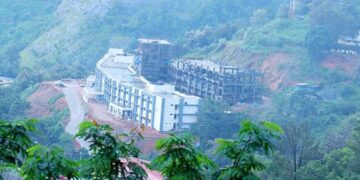 നിര്‍മ്മാണം പാതിവഴിയില്‍ എത്തി നില്‍ക്കുന്ന ഇടുക്കി മെഡിക്കല്‍ കോളേജ്