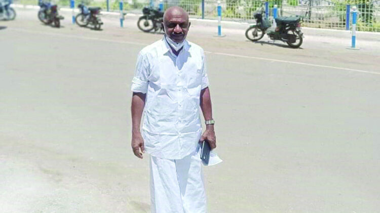 ഉടുമ്പന്ചോലയിലെ യുഡിഎഫ് സ്ഥാനാര്ത്ഥി ഇ.എം. ആഗസ്തി വേളാങ്കണ്ണിയിലെത്തി തലമൊട്ടയടിച്ച ശേഷം