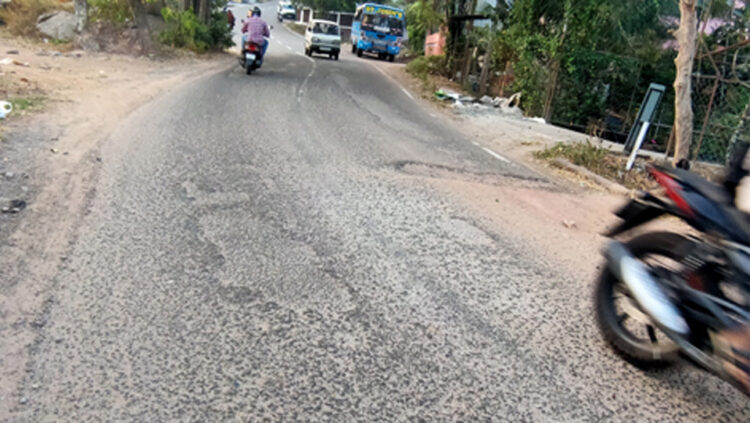 Elamballoor- punnamukk road