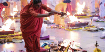 ലോകശാന്തിക്കായി അമൃതപുരിയില്‍ നടന്ന വിശ്വകല്യാണയജ്ഞത്തില്‍ നിന്ന്‌