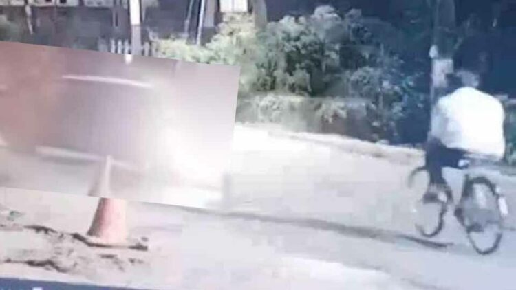 സൈക്കിളില്‍ പോകുന്ന ഉണ്ണിയും എതിരെ വരുന്ന കാറിന്‍റെയും സിസിടിവി ദൃശ്യം