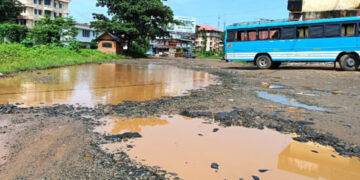 മുനിസിപ്പല്‍ ബസ് സ്റ്റാന്‍ഡിലെ വെള്ളക്കെട്ട്