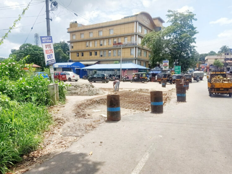 നിര്‍മാണ പ്രവര്‍ത്തനങ്ങള്‍ നടക്കുന്ന മണര്‍കാട് ബൈപ്പാസ് റോഡ്