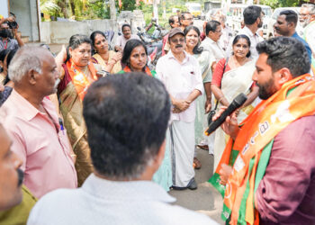 പത്തനംതിട്ടയിലെ എന്‍ഡിഎ സ്ഥാനാര്‍ത്ഥി അനില്‍ ആന്റണി തിരുവല്ല നിയമസഭാ മണ്ഡല പര്യടനത്തിനിടെ