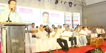 കേരള ടെക്‌സ്‌റ്റൈല്‍സ് ഗാര്‍മെന്റസ് അസോസിയേഷന്‍ ജില്ലാ സമ്മേളനം കെടിജിഎ സംസ്ഥാന പ്രസിഡന്റ് ടി.എസ്. പട്ടാഭിരാമന്‍ ഉദ്ഘാടനം ചെയ്യുന്നു