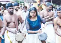 അത്തച്ചയമ ഘോഷയാത്രയില്‍ രഞ്ജന പഞ്ചവാദ്യത്തെ നയിക്കുന്നു