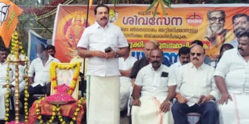 ശിവസേനയുടെ ആഭിമുഖ്യത്തില്‍ ദേവസ്വം ബോര്‍ഡ് ആസ്ഥാനത്ത് നടത്തിയ ധര്‍ണ സംസ്ഥാന പ്രസിഡന്റ് അഡ്വ. 
പേരൂര്‍ക്കട ഹരികുമാര്‍ ഉദ്ഘാടനം ചെയ്യുന്നു