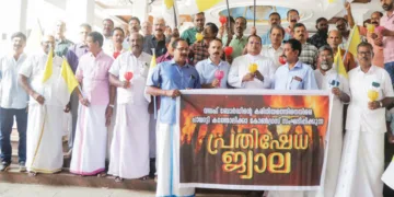 വഖഫ് നിയമത്തിനെതിരെ കത്തോലിക്ക കോണ്‍ഗ്രസ്സ് പാവറട്ടിയില്‍ നടത്തിയ പ്രതിഷേധ ജ്വാല