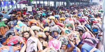 സന്നിധാനത്ത് ഇന്നലെ അനുഭവപ്പെട്ട ഭക്തജനത്തിരക്ക്‌