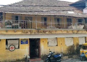 മഹാത്മ ഗാന്ധി താമസിച്ച മധുരദാസ് ഭവനം