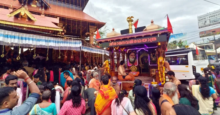 ശ്രീരാമരഥം പഴവങ്ങാടി ശ്രീ മഹാഗണപതി ക്ഷേത്രസന്നിധിയില്‍