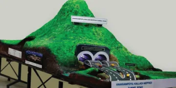 നിര്‍ദ്ദിഷ്ട തുരങ്കപാതയുടെ മാതൃക