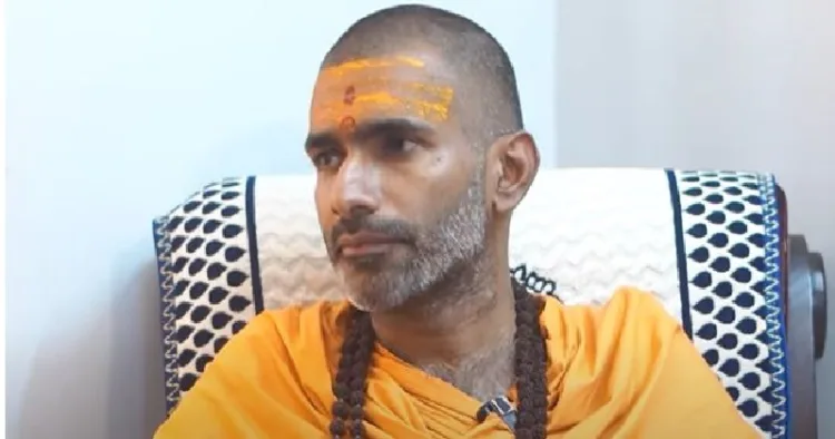 ജുന അഖാഡയുടെ മഹാമണ്ഡലേശ്വറായ സ്വാമി ആനന്ദവനം ഭാരതി