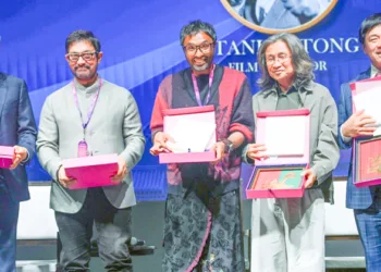 പ്രശസ്ത നടന്‍ ആമിര്‍ഖാന്‍ ഉള്‍പ്പെടെയുള്ളവര്‍ വേവ്‌സ്-2025 വേദിയില്‍