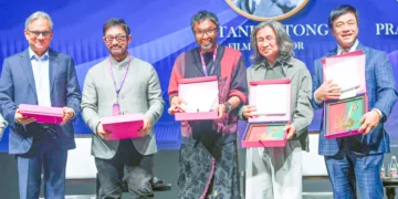 പ്രശസ്ത നടന്‍ ആമിര്‍ഖാന്‍ ഉള്‍പ്പെടെയുള്ളവര്‍ വേവ്‌സ്-2025 വേദിയില്‍