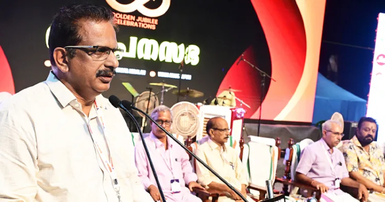 ജന്മഭൂമി ജനറല്‍ മാനേജര്‍ കെ.ബി. ശ്രീകുമാര്‍ സംസാരിക്കുന്നു