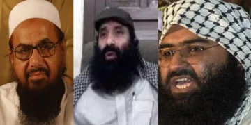ലഷ് കര്‍ ഇ ത്വയിബയുടെ നേതാവായ ഹഫീസ് സയ്യിദ് (ഇടത്ത്).  ഹിസ്ബുള്‍ മുജാഹിദ്ദീന്‍റെ നേതാവാണ് സയ്യിദ് സലാഹുദ്ദീന്‍ (നടുവില്‍)  ജെയ്ഷ് എ മുഹമ്മദിന്‍റെ നേതാവായ മസൂദ് അസ്ഹര്‍ (വലത്ത്)