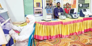 ജന്മഭൂമി മേളയില്‍ തയാറാക്കിയ രാജീവ് ഗാന്ധി മെഡിക്കല്‍
ലബോറട്ടറി സര്‍വീസ് സ്റ്റാള്‍