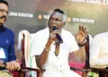 കേരള ആന്‍ഡ് ഒളിമ്പിക് മിഷന്‍ എന്ന വിഷയത്തെക്കുറിച്ചുള്ള സെമിനാറില്‍ ഫോര്‍മര്‍ ഇന്ത്യന്‍ ഫുട്‌ബോള്‍ പ്ലെയര്‍ ഐ.എം.വിജയന്‍ സംസാരിക്കുന്നു. എസ്. രാജീവ്, എസ്.ഗോപിനാഥ് ഐപിഎസ് സമീപം