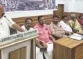 ബിജെപി പത്തനംതിട്ട ജില്ലാ കമ്മിറ്റിയുടെ ആഭിമുഖ്യത്തില്‍ അടിയന്തരാവസ്ഥ വിരുദ്ധദിന സെമിനാറും പ്രദര്‍ശനവും പത്തനംതിട്ട ടൗണ്‍ ഹാളില്‍ കേന്ദ്രമന്ത്രി ജോര്‍ജ് കുര്യന്‍ ഉദ്ഘാടനം ചെയ്യുന്നു