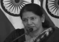 ഡിഎംകെ എംപിയായ കനിമൊഴി. വിദേശത്ത് ഇന്ത്യയെ ന്യായീകരിക്കാന്‍ എത്തിയ പ്രതിപക്ഷപാര്‍ട്ടികളുടെ സംഘത്തിലെ അംഗമായിരുന്നു കനിമൊഴി