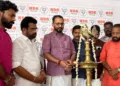 എൻ.ഡി.എ നിലമ്പൂർ തെരഞ്ഞെടുപ്പ് കമ്മിറ്റി ബി.ജെ.പി മുൻ സംസ്ഥാന പ്രസിഡൻ്റ് കെ.സുരേന്ദ്രൻ ഉദ്ഘാടനം ചെയ്യുന്നു