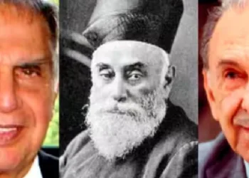 രത്തന്‍ ടാറ്റ (ഇടത്ത്) ജംസേട്ജി  ടാറ്റ (നടുവില്‍) ജെആര്‍ഡി ടാറ്റ (വലത്ത്)