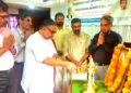 ഉന്നത വിദ്യാഭ്യാസ അദ്ധ്യാപക സംഘം എറണാകുളം ബിടിഎച്ചില്‍ സംഘടിപ്പിച്ച സര്‍വകലാശാല ഭേദഗതി നിയമത്തെക്കുറിച്ചുള്ള സെമിനാര്‍ കാലടി സര്‍വകലാശാല മുന്‍ വൈസ് ചാന്‍സലര്‍ ഡോ. കെ.എസ്. രാധാകൃഷ്ണന്‍ ഉദ്ഘാടനം ചെയ്യുന്നു