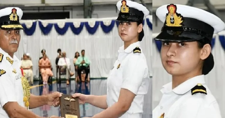 ആസ്ത പൂനിയ അഭിമാനകരമായ ‘വിംഗ്സ് ഓഫ് ഗോൾഡ്’ ബഹുമതി ഏറ്റുവാങ്ങുന്നു (ഇടത്ത്)
