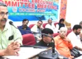 എറണാകുളത്ത് നടന്ന ഭാരതീയ പോര്‍ട്ട് ആന്‍ഡ് ഡോക്ക് മസ്ദൂര്‍ മഹാസംഘിന്റെ ദേശിയ നിര്‍വാഹക സമിതി യോഗം കെ.കെ. വിജയകുമാര്‍ ഉദ്ഘാടനം ചെയ്യുന്നു. സതീഷ് ഹൊന്നക്കാട്ടെ, ശ്രീകാന്ത്റോയ്, സതീഷ് ആര്‍. പൈ, സുരേഷ് കെ. പട്ടീല്‍,  ചന്ദ്രകാന്ത് ധുമല്‍ തുടങ്ങിയവര്‍ സമീപം