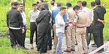 നേത്രാവതി നദിക്കരയ്ക്ക് സമീപം എസ്‌ഐടി സംഘം പരിശോധന നടത്തുന്നു