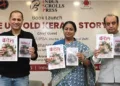 ലവ് ജിഹാദിലൂടെ കേരളത്തിലെ പെണ്‍കുട്ടികളെ സിറിയയിലെ ഐഎസ്ഐഎസ് ക്യാമ്പില്‍ എത്തിക്കുന്നുവെന്ന് വിമര്‍ശിക്കുന്ന കേരള സ്റ്റോറി എന്ന സിനിമയെ ആധാരമാക്കി എഴുതിയ ദ അണ്‍ടോള്‍ഡ് കേരള സ്റ്റോറി എന്ന ഹിന്ദി, ഇംഗ്ലീഷ്  പുസ്തകങ്ങള്‍ പ്രകാശനം ചെയ്യുന്ന ദല്‍ഹി മുഖ്യമന്ത്രി രേഖാ ഗുപ്ത (നടുവില്‍) സുധാംശു ചതുര്‍വേദി (വലത്ത്)