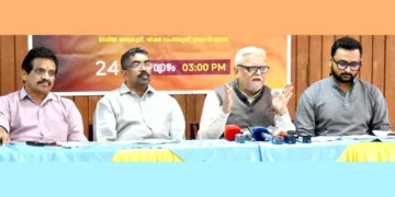 കൊച്ചിയില്‍ നടന്ന വാര്‍ത്താസമ്മേളനത്തില്‍ ശിക്ഷ സംസ്‌കൃതി ഉത്ഥാന്‍ ന്യാസിന്റെ ദേശീയ ജനറല്‍
സെക്രട്ടറി ഡോ. അതുല്‍ കോത്താരി സംസാരിക്കുന്നു. എന്‍.സി. ഇന്ദുചൂഡന്‍, എ. വിനോദ്, അഥര്‍വശര്‍മ എന്നിവര്‍ സമീപം.