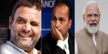 അനില്‍ അംബാനി (നടുവില്‍)