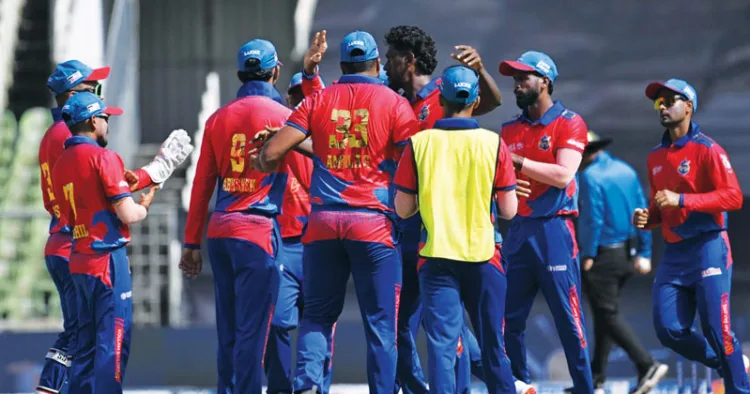 കെസിഎല്‍ രണ്ടാം സീസണ്‍ ഉദ്ഘാടന മത്സരത്തില്‍ വിജയിച്ച കൊല്ലം സെയിലേഴ്‌സിന്റെ ആഹ്ലാദം