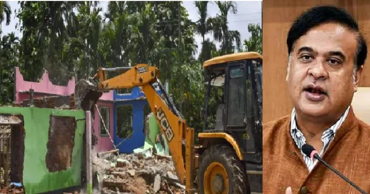 അസമില്‍ അനധികൃത ബംഗ്ലാദേശി മുസ്ലിം കുടുംബങ്ങളുടെ വീടുകള്‍ ബുള്‍ഡോസര്‍ ഉപയോഗിച്ച് പൊളിക്കുന്നു(ഇടത്ത്) അസം മുഖ്യമന്ത്രി ഹിമന്ത ബിശ്വ ശര്‍മ്മ (വലത്ത്)