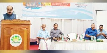 ഭാരതീയ വിചാര കേന്ദ്രവും പങ്കജ കസ്തൂരി മെഡിക്കല്‍ കോളജും ചേര്‍ന്ന് സംഘടിപ്പിച്ച ഏകദിന സെമിനാര്‍ കേരള ആരോഗ്യ സര്‍വകലാശാല വൈസ് ചാന്‍സലര്‍ ഡോ. മോഹന്‍ കുന്നുമ്മല്‍ ഉദ്ഘാടനം ചെയ്യുന്നു