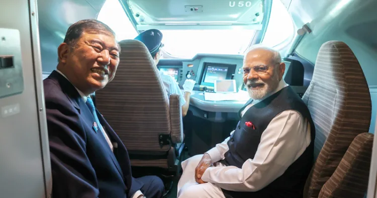 ജപ്പാന്‍ സന്ദര്‍ശനത്തിനിടെ പ്രധാനമന്ത്രി നരേന്ദ്രമോദി ജപ്പാന്‍ പ്രധാനമന്ത്രി ഷിഗേരു ഇഷിബക്കൊപ്പം ബുള്ളറ്റ് ട്രെയിനില്‍ യാത്രയില്‍