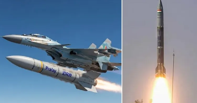 കരയില്‍ നിന്നും തൊടക്കാവുന്ന പ്രളയ് മിസൈല്‍ (വലത്ത്) സുഖോയ് യുദ്ധവിമാനത്തില്‍ നിന്നും തൊടുക്കുന്ന പ്രളയ് മിസൈല്‍ (വലത്ത്)