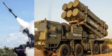 പ്രൊജക്ട് കുശ (വലത്ത്) പ്രൊജക്ട് കുശയില്‍ നിന്നും ശത്രുവിന്‍റെ ഡ്രോണുകള്‍ക്കും മിസൈലുകള്‍ക്കും യുദ്ധജെറ്റുകള്‍ക്കും നേരെ കുതിയ്ക്കുന്ന മിസൈല്‍ (ഇടത്ത്)