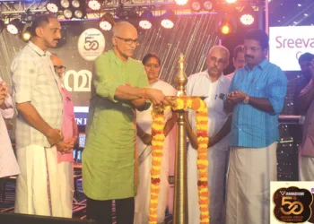 ആലപ്പുഴയില്‍ ജന്മഭൂമി സുവര്‍ണജൂബിലി ആഘോഷപരിപാടി സി. സദാനന്ദന്‍മാസ്റ്റര്‍ എംപി ഉദ്ഘാടനം ചെയ്യുന്നു. കെ.എന്‍.ആര്‍. നമ്പൂതിരി, എ.സി. സുനില്‍കുമാര്‍, ആര്‍. രുദ്രന്‍, ശോഭാ സുരേന്ദ്രന്‍, എം. രാധാകൃഷ്ണന്‍, കെ.ബി. ശ്രീകുമാര്‍, രാജീവ് ആലുങ്കല്‍, എന്‍. വേണു സമീപം