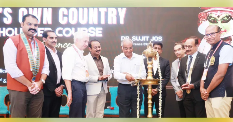 ഗോഡ്സ് ഓണ് കണ്ട്രി ഷോള്ഡര് കോഴ്സ് അന്താരാഷ്ട ഓര്ത്തോപീഡിക് വിദഗ്ദ്ധ സമ്മേളനം കോലഞ്ചേരി മലങ്കര ഓര്ത്തഡോക്സ് സിറിയന് ചര്ച്ച് മെഡിക്കല് കോളജ് സിഇഒ ജോയ് പി. ജേക്കബ് കൊച്ചിയില് ഉദ്ഘാടനം ചെയ്യുന്നു