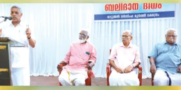രാമസിംഹന്‍ അനുസ്മരണത്തില്‍ ആര്‍എസ്എസ് ഉത്തരകേരള പ്രാന്തപ്രചാരക് എ. വിനോദ് മുഖ്യപ്രഭാഷണം നടത്തുന്നു